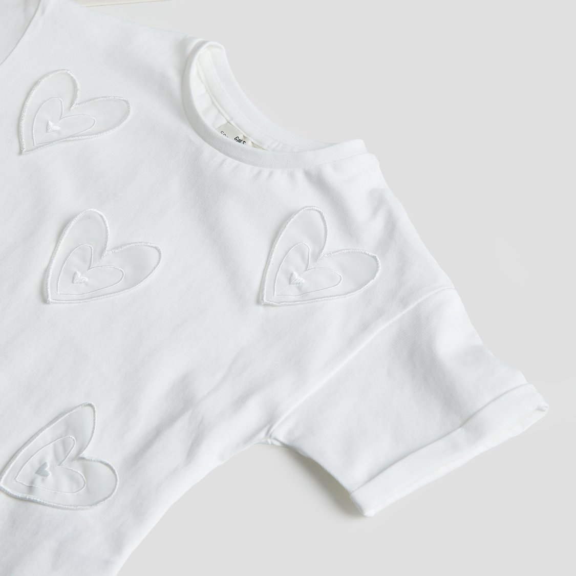 Juniors Heart Embroidered T-shirt and Joggers Set