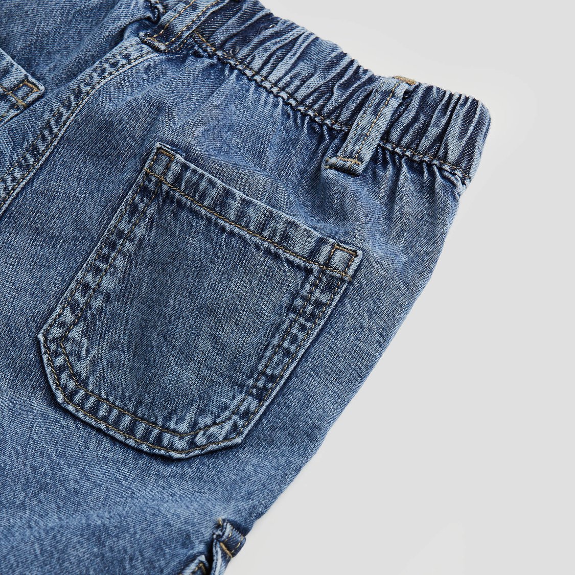 Juniors Washed Mid-Rise Jogger Jeans