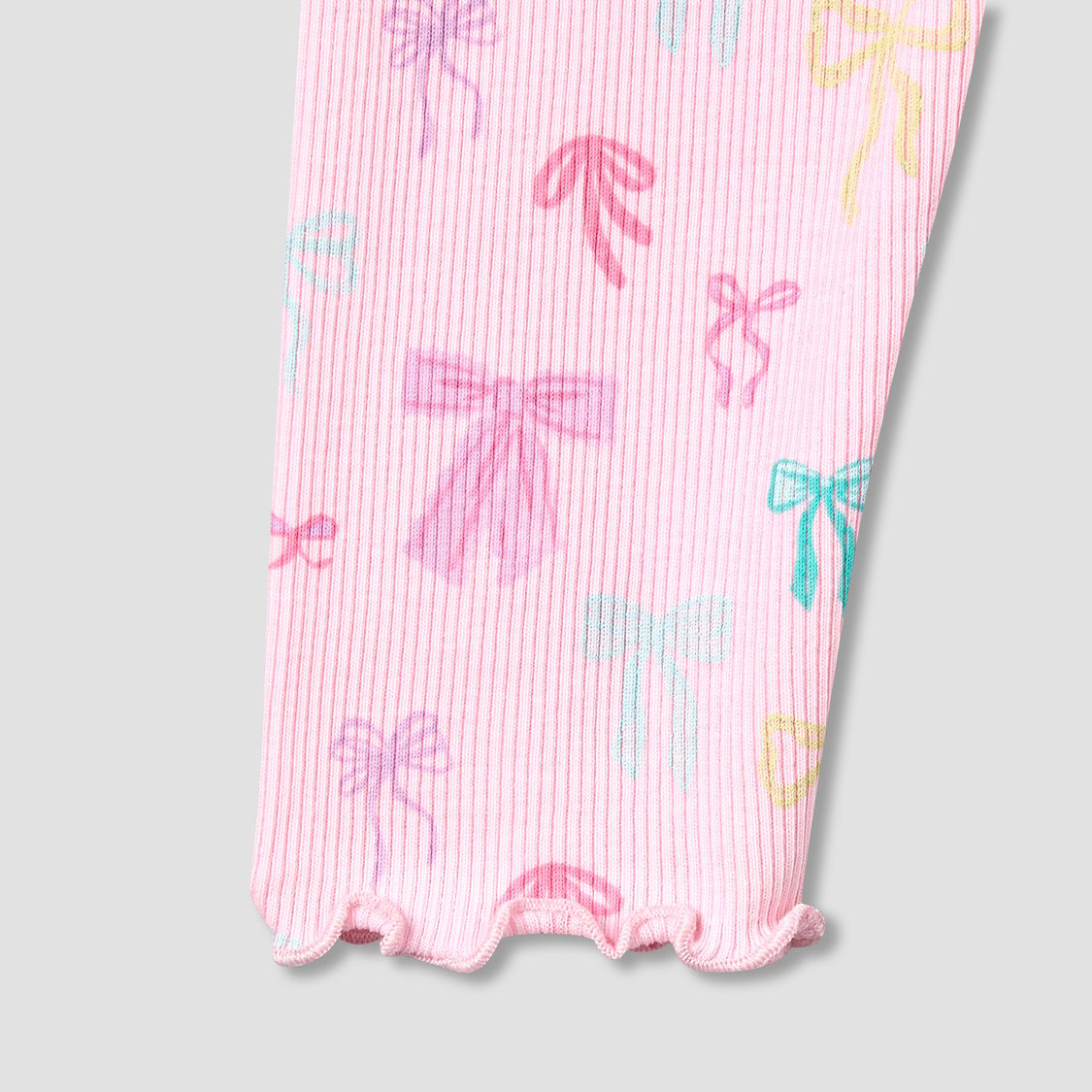 Juniors Bow Print Leggings