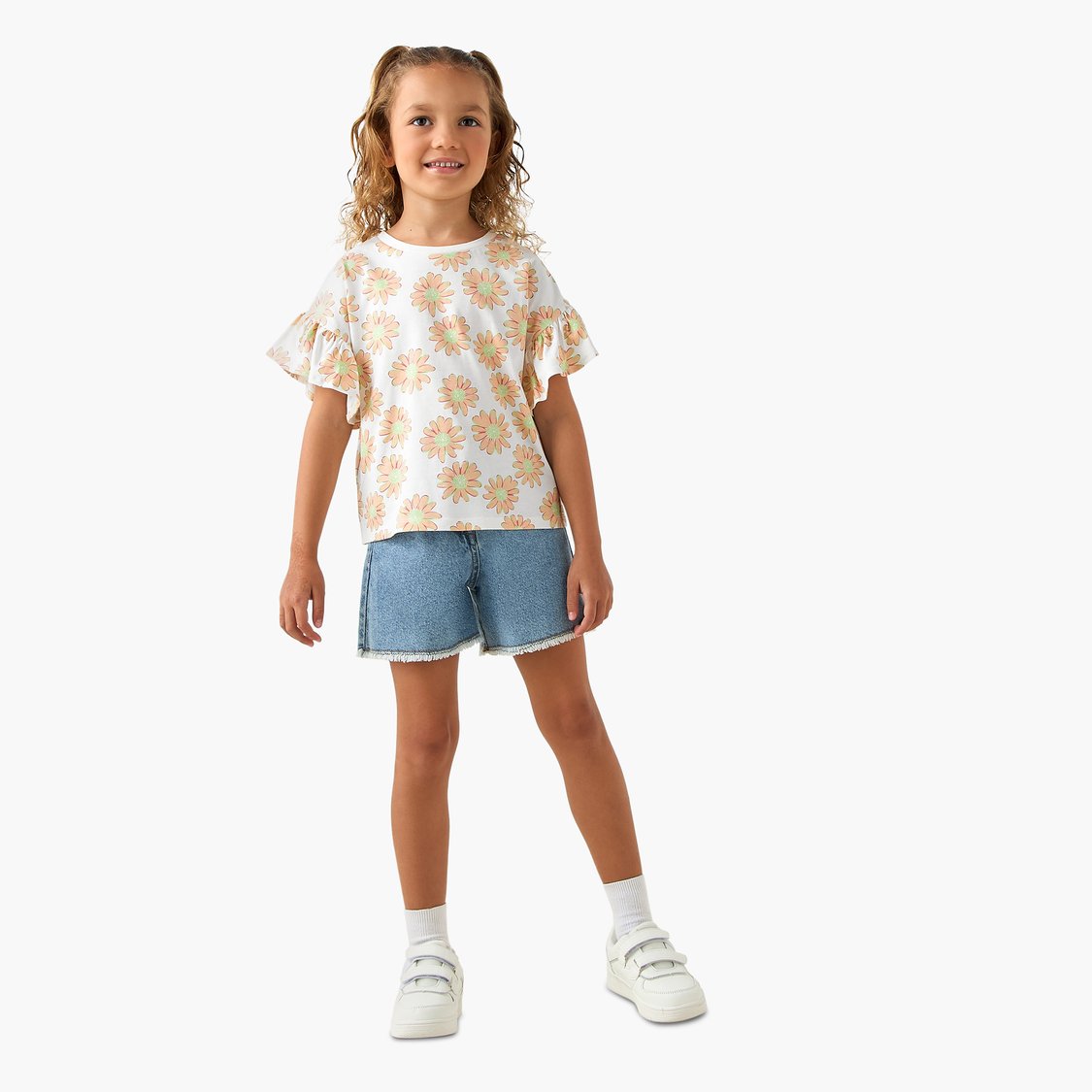 Juniors Floral Print T-shirt