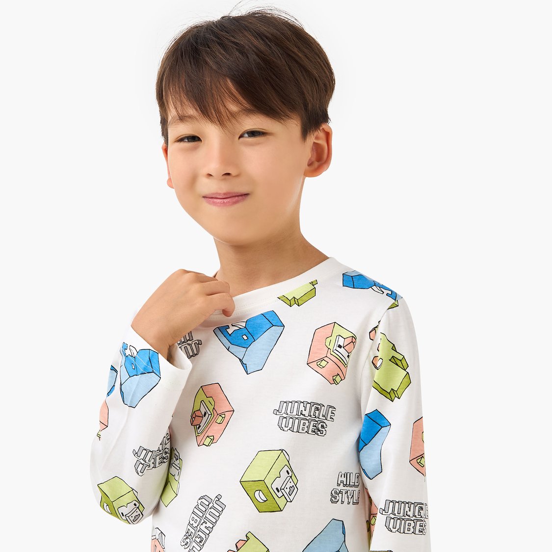 Juniors Graphic Print T-shirt and Pyjama Set