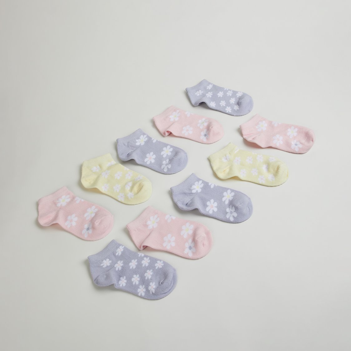 Juniors Floral Print Ankle Length Socks - Pack of 10