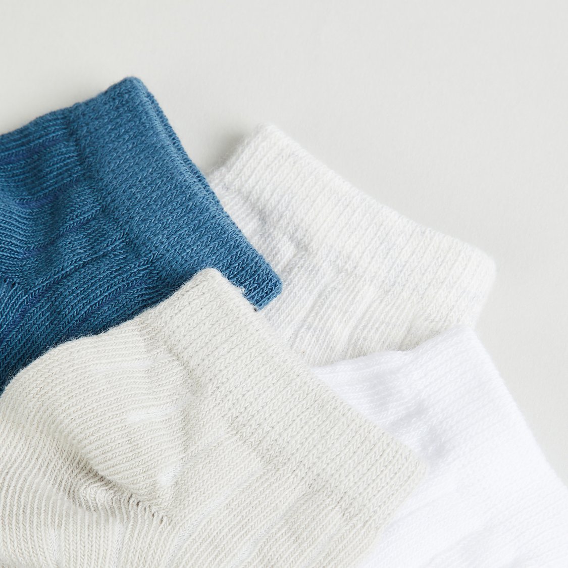 Juniors Ribbed Ankle Length Socks - Pack of 4