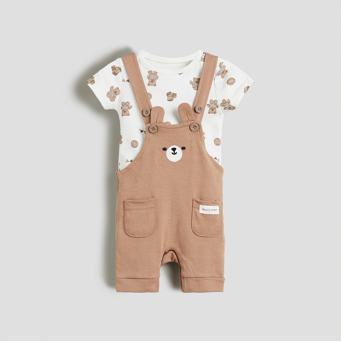 Juniors Printed T-shirt and Dungaree Set
