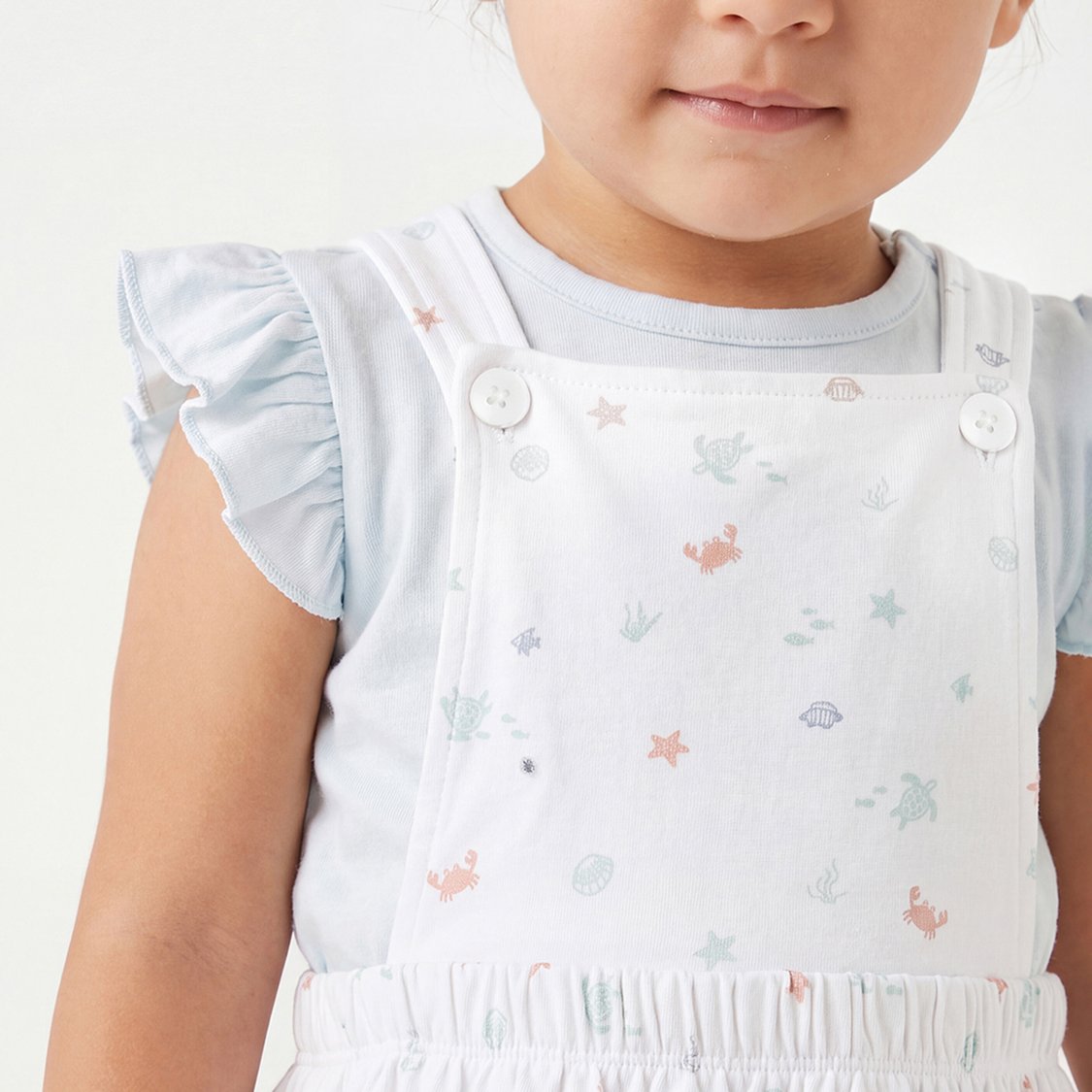Juniors Printed Pinafore Dress with T-shirt