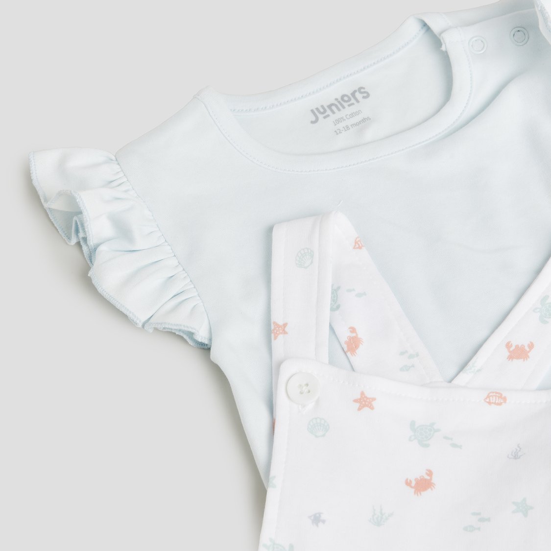 Juniors Printed Pinafore Dress with T-shirt