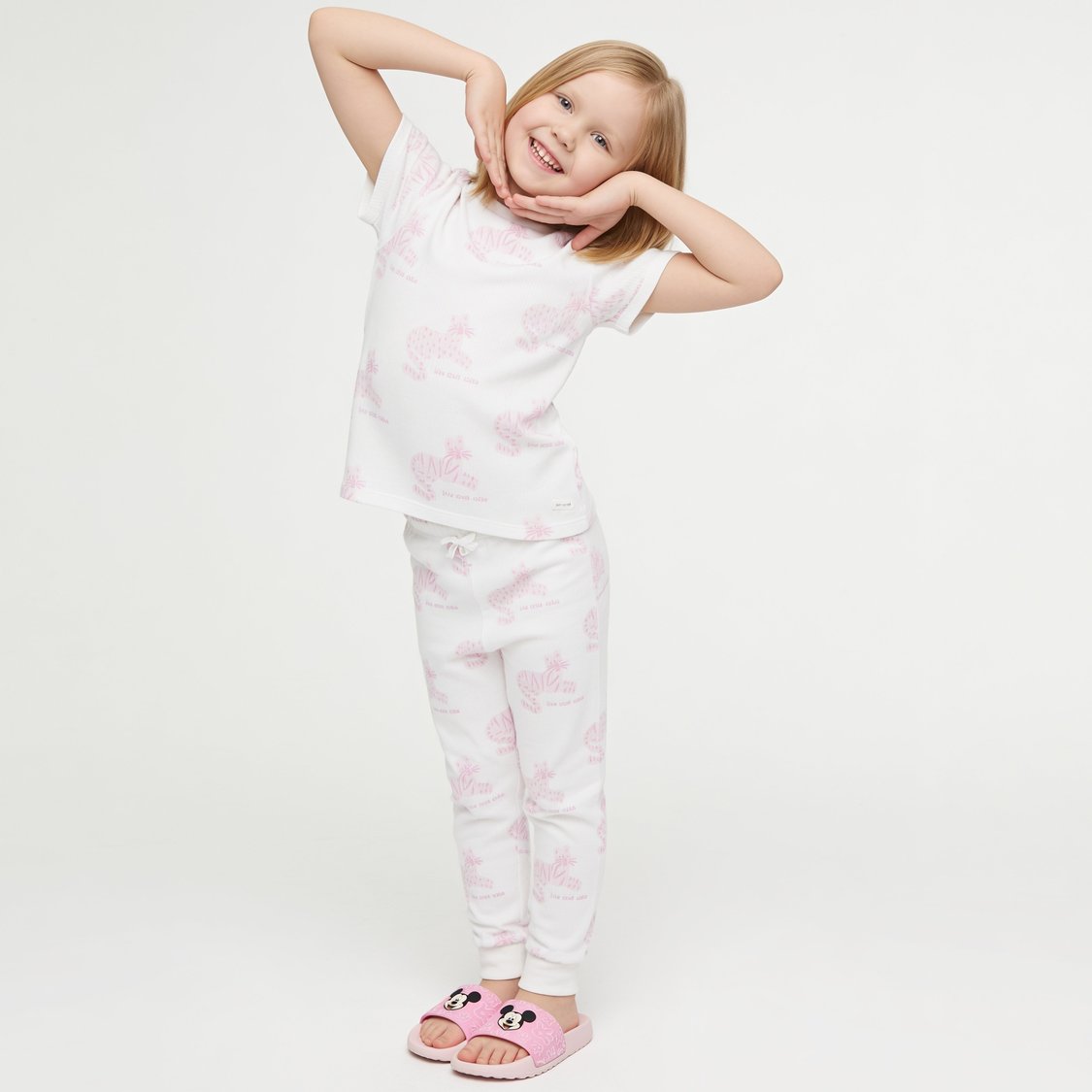 Juniors Animal Print T-shirt and Joggers Set