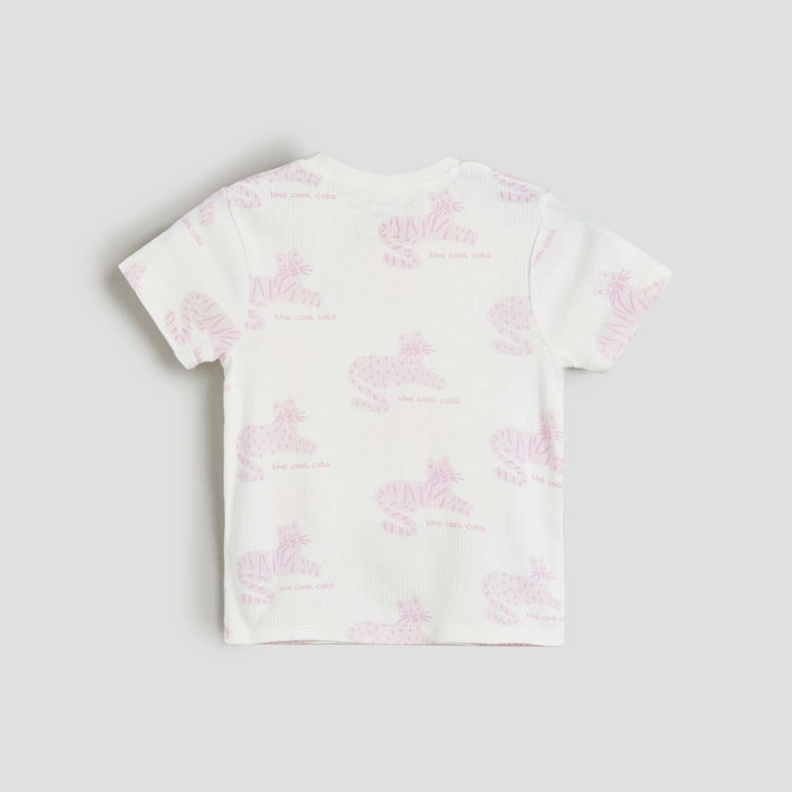 Juniors Animal Print T-shirt and Joggers Set