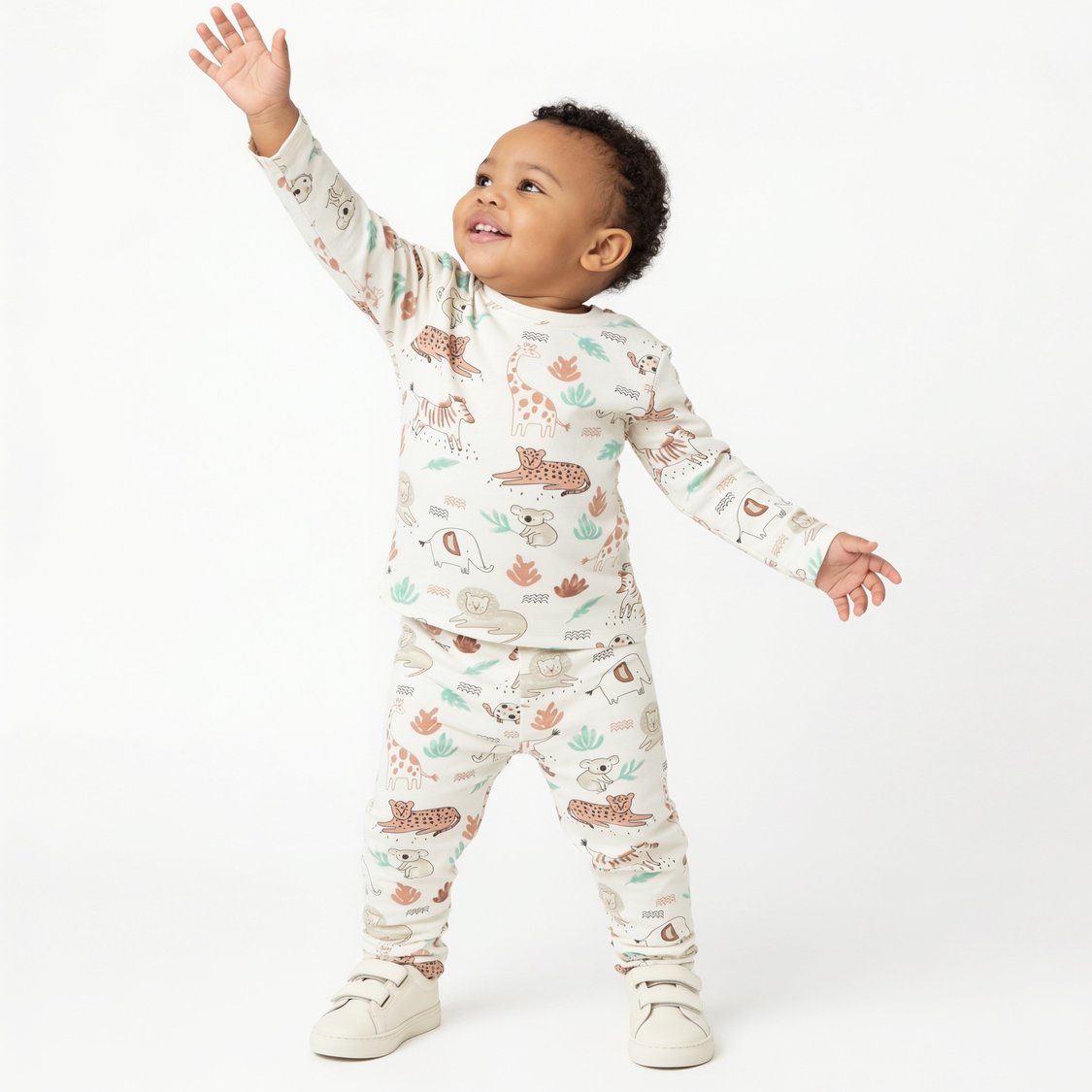 Juniors Animal Print T-shirt and Pyjama Set