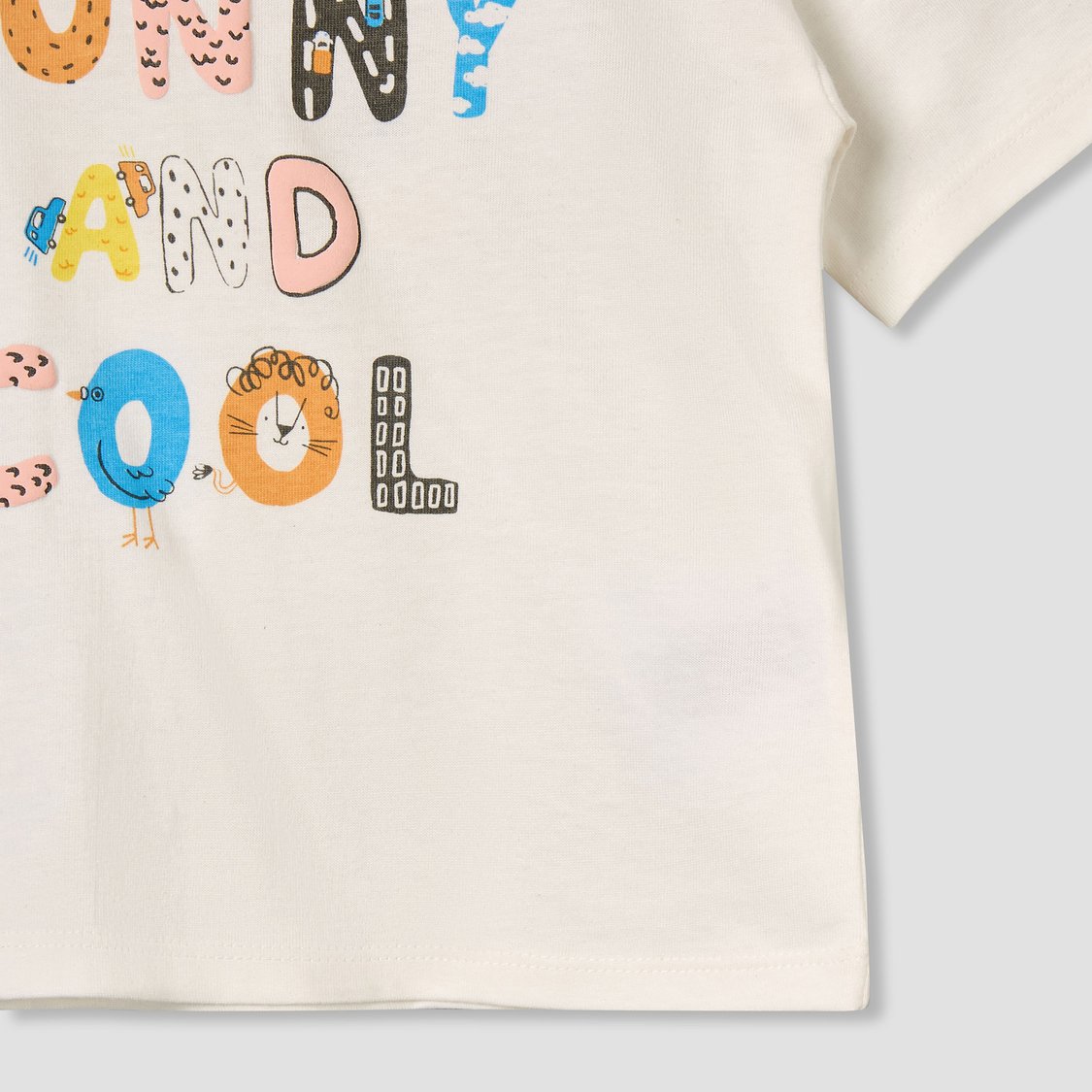 Juniors Graphic Print T-shirt and Shorts Set