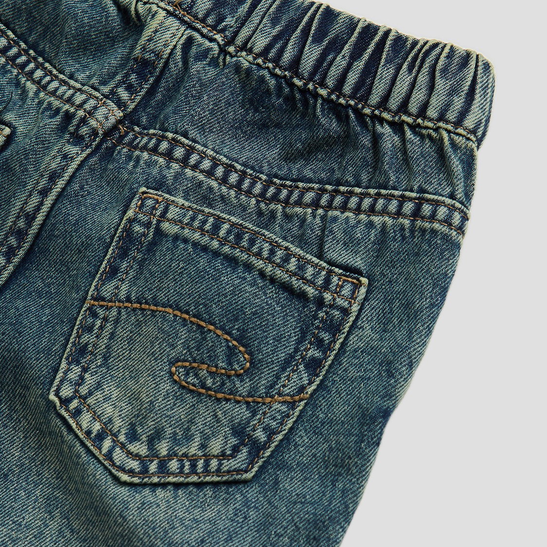 Juniors Jeans with Drawstring Waist