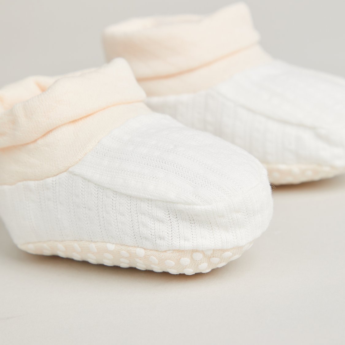 Giggles Knit Anti-skid Booties