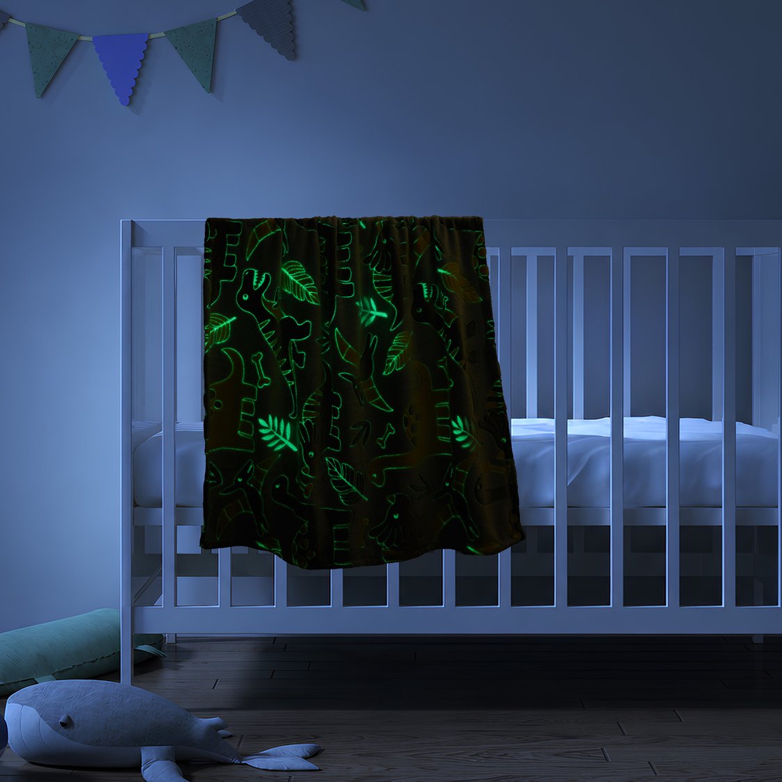 Juniors Dinosaur Print Glow-in-the-Dark Raschel Blanket - 150 x 100 cm