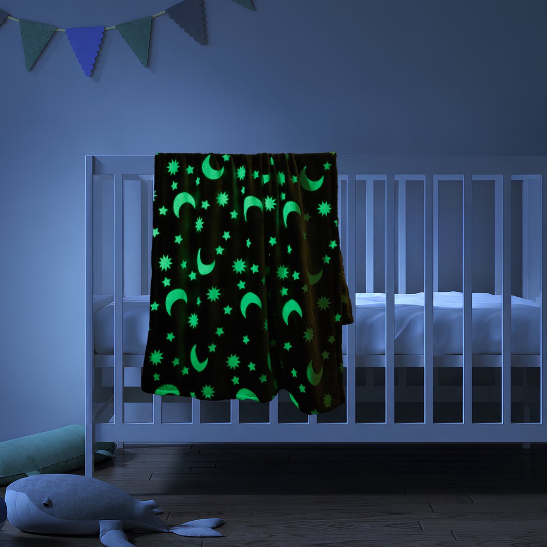 Juniors Glow in the Dark Raschel Blanket - 150x100cm