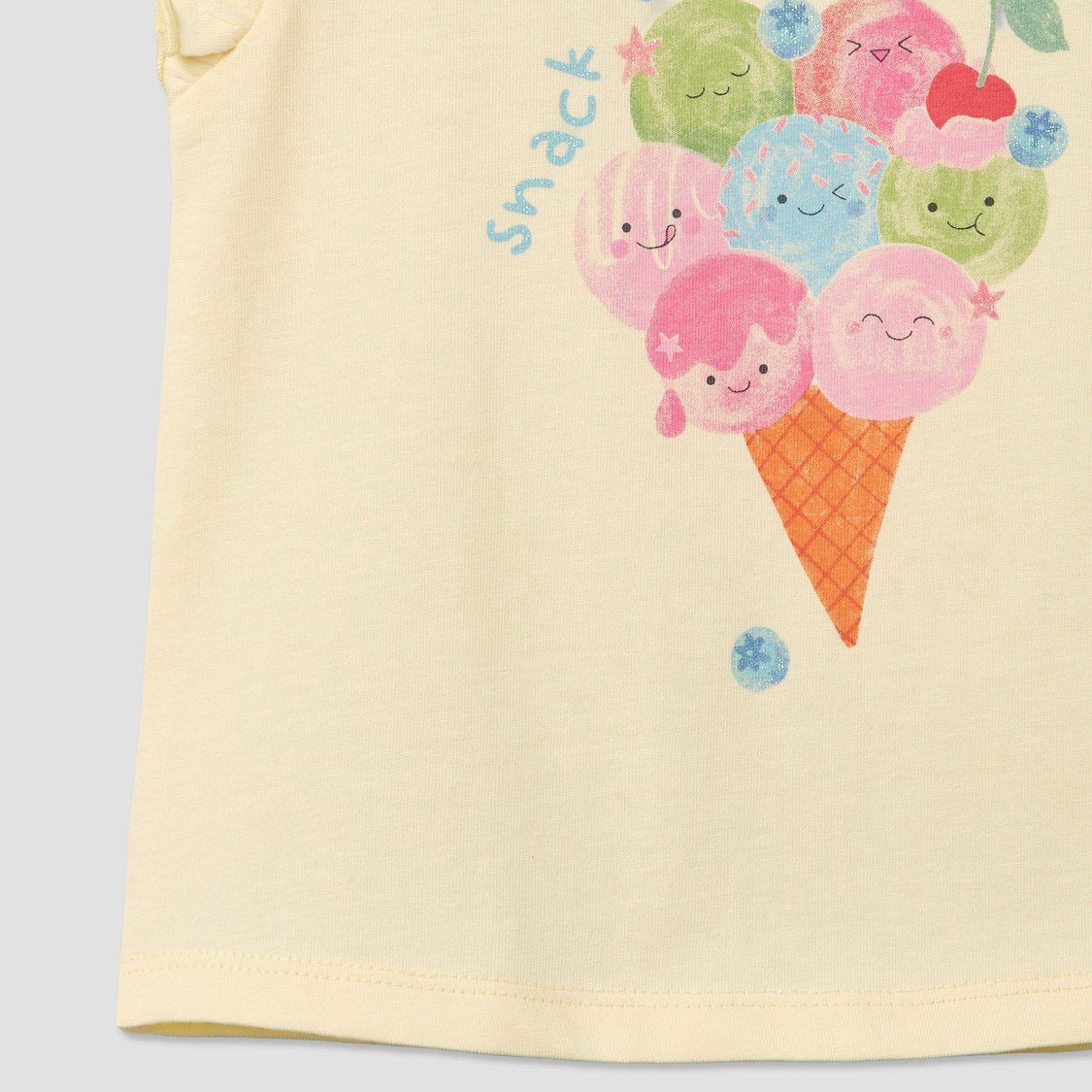 Juniors Graphic Print T-shirt