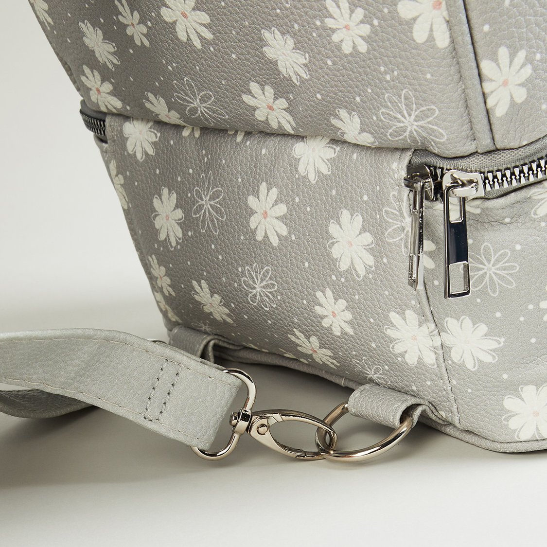 Juniors Floral Print Feeding Backpack
