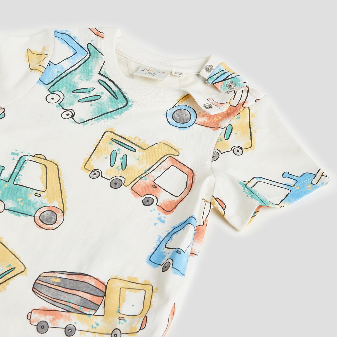 Juniors Graphic Print T-shirt
