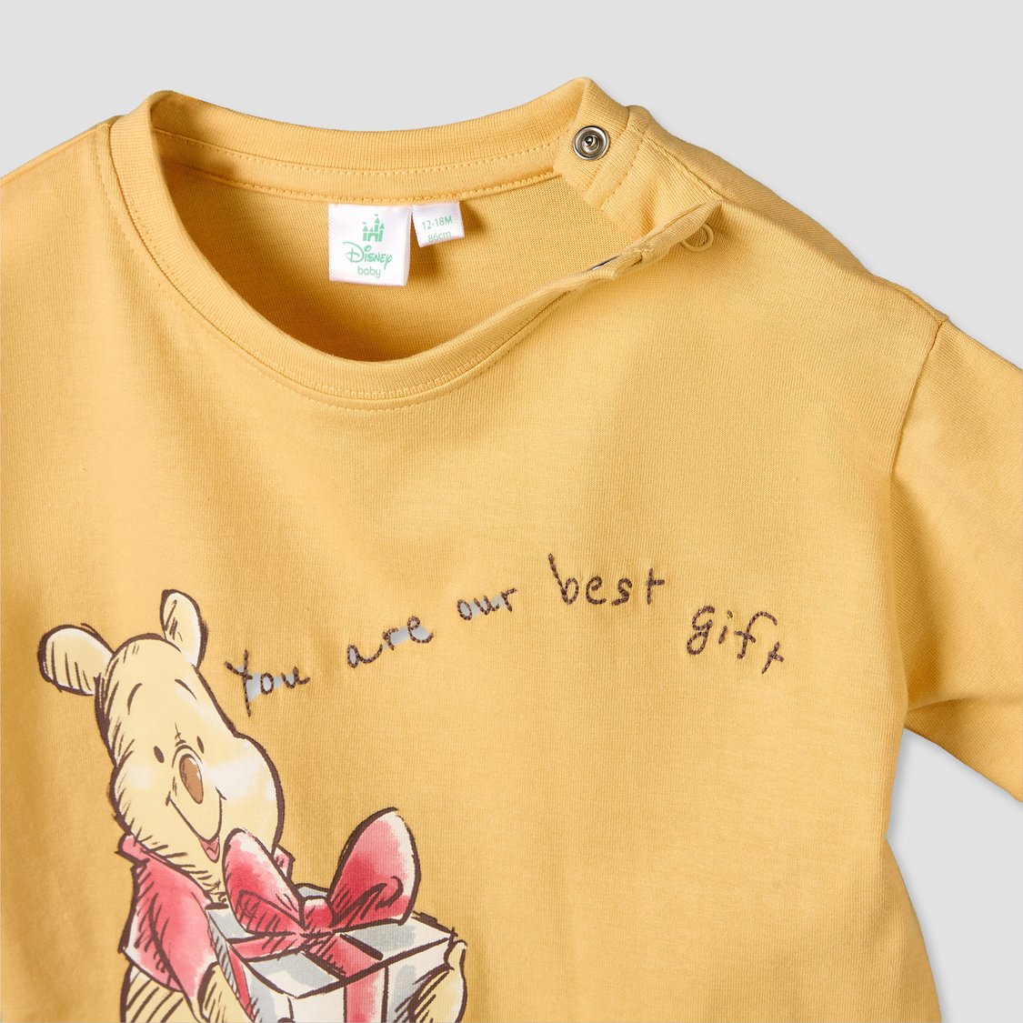 Juniors Winnie The Pooh Print T-shirt