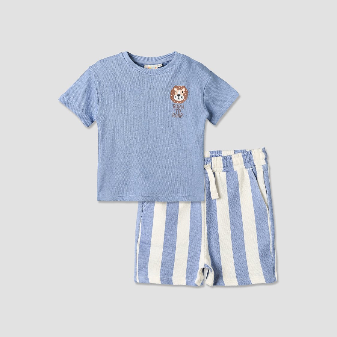Juniors Printed T-shirt and Striped Shorts Set