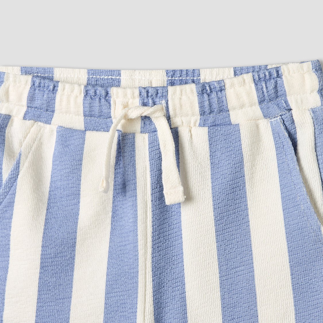 Juniors Printed T-shirt and Striped Shorts Set