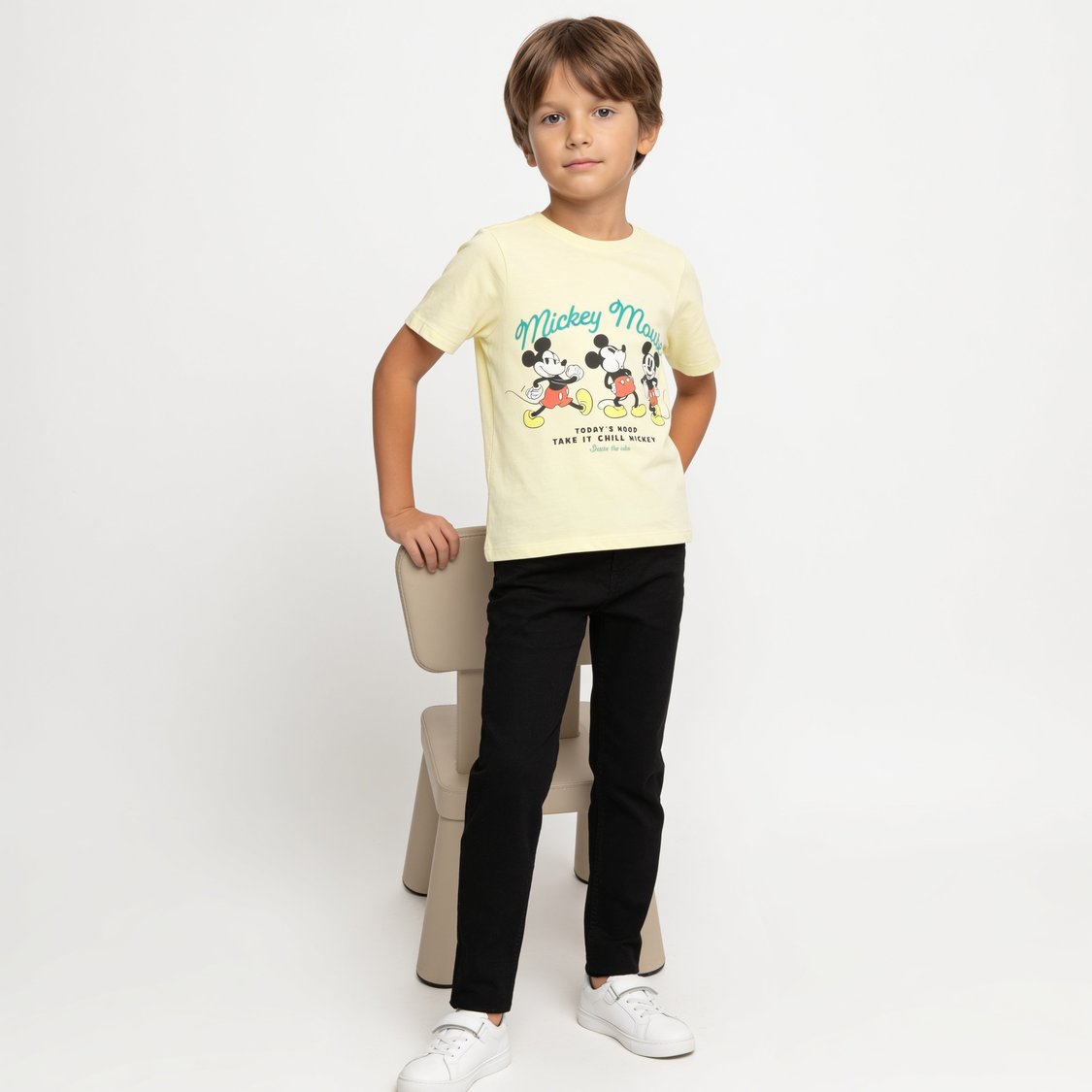 Juniors Mickey Mouse T-shirt