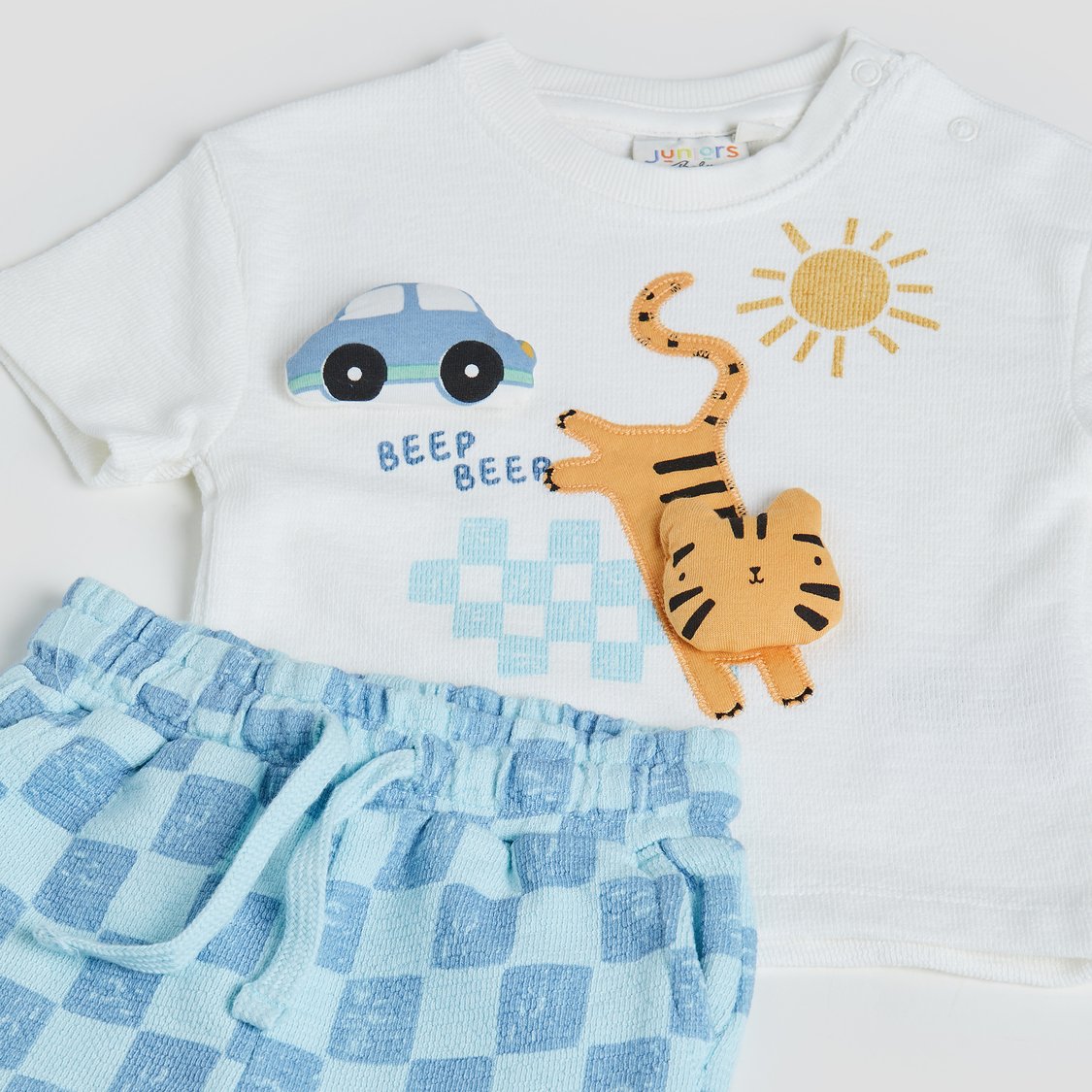 Juniors Appliqued T-shirt and Shorts