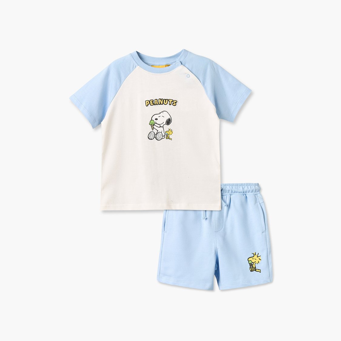 Juniors Snoopy Print T-shirt and Shorts Set