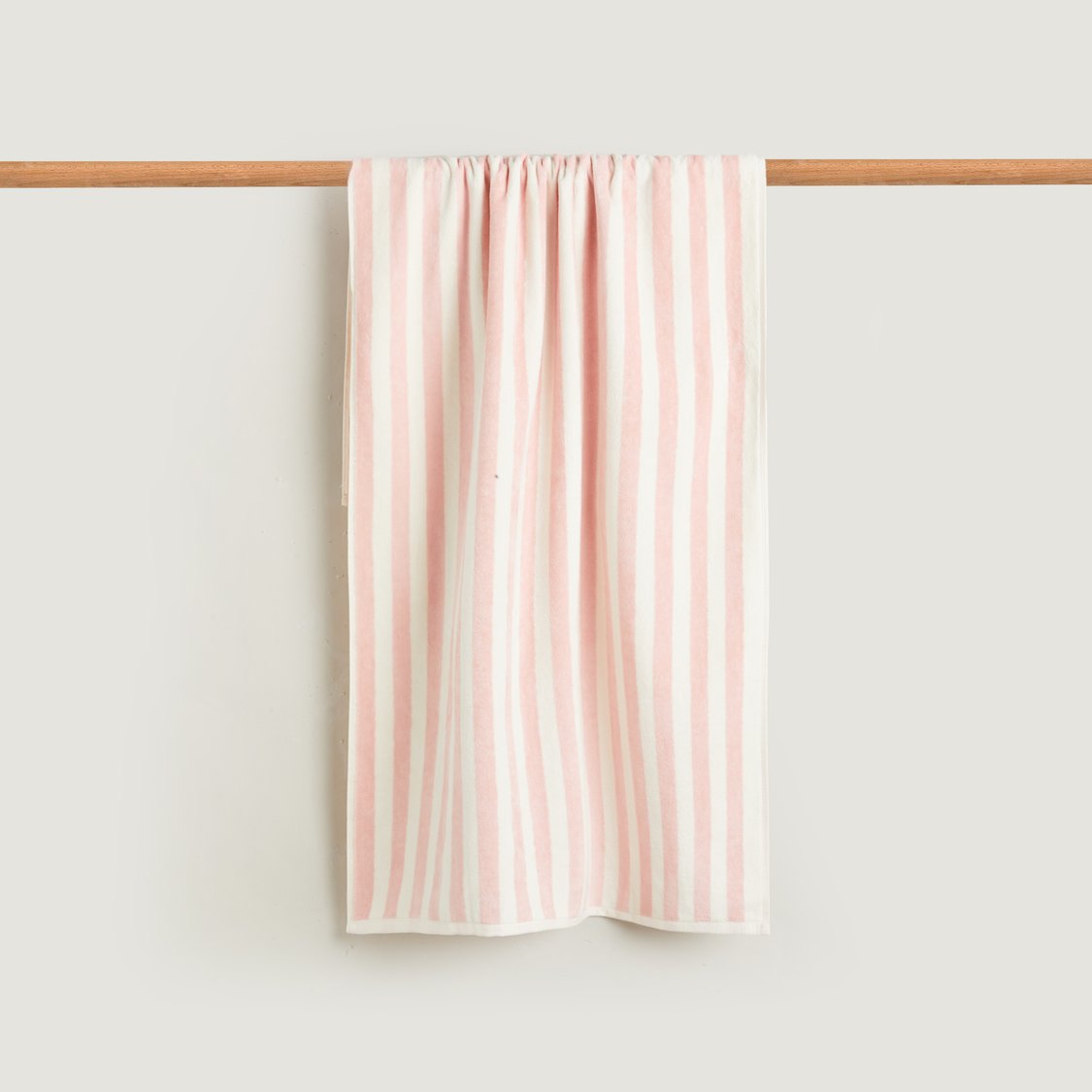 Juniors Striped Bath Towel - 140 x 70 cm