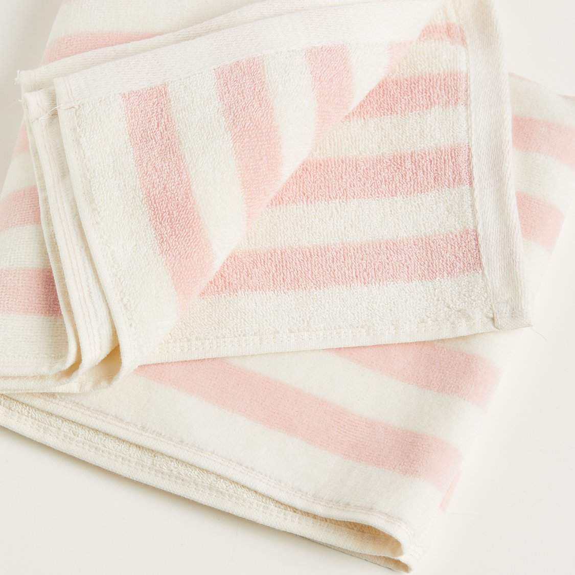 Juniors Striped Bath Towel - 140 x 70 cm