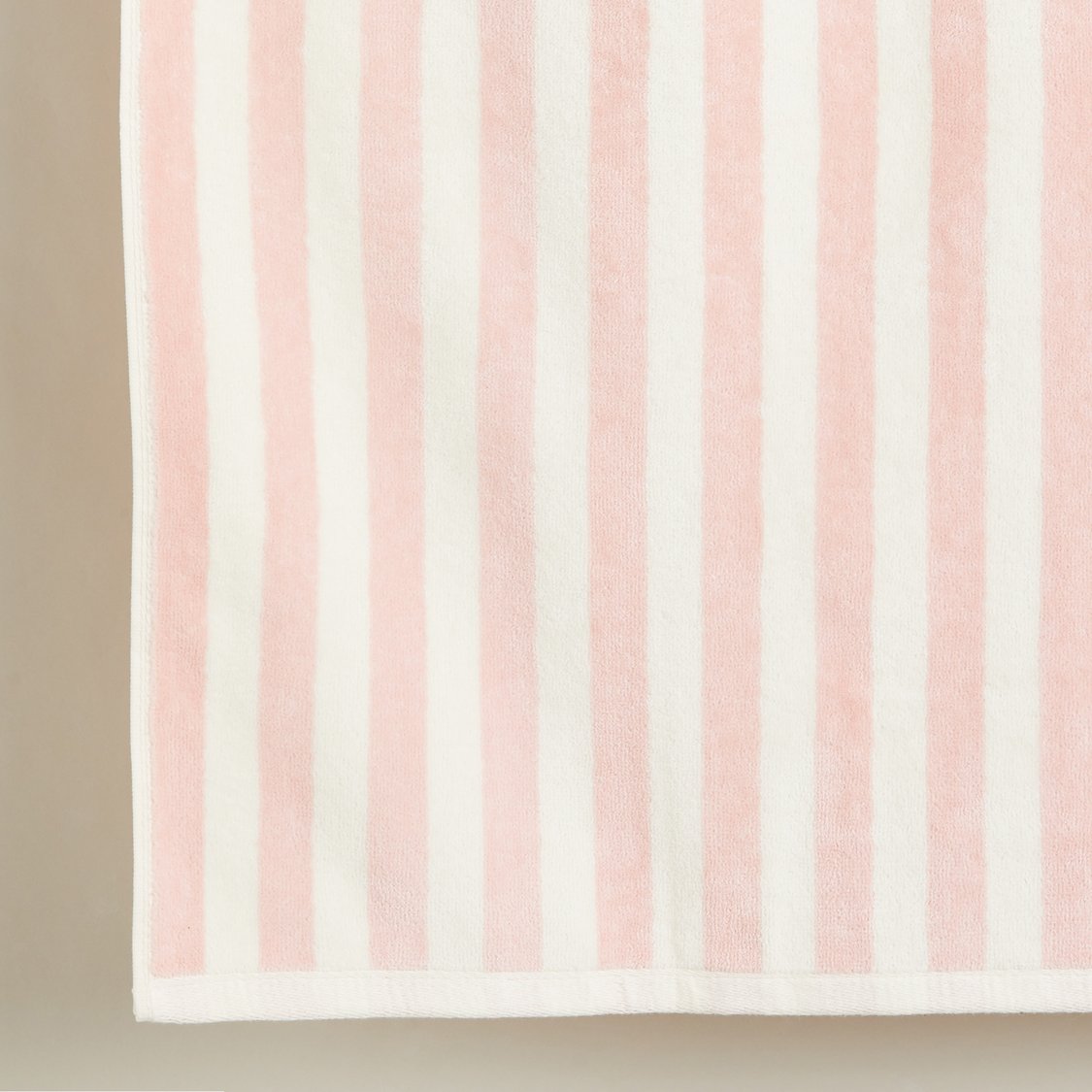 Juniors Striped Bath Towel - 140 x 70 cm