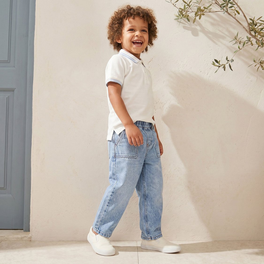 Juniors Solid Polo T-shirt with Tapping Detail