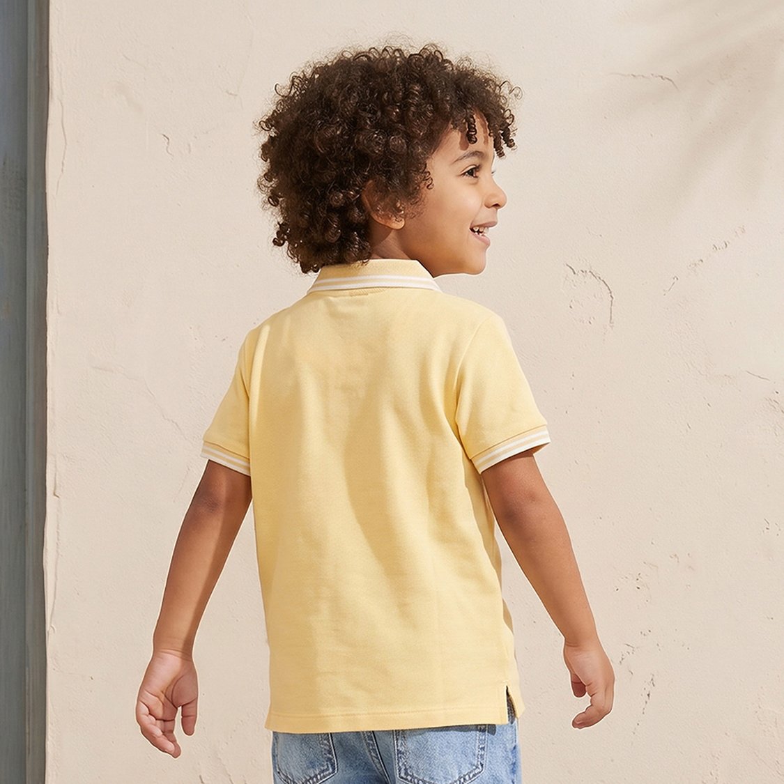 Juniors Contrast Striped Polo T-shirt