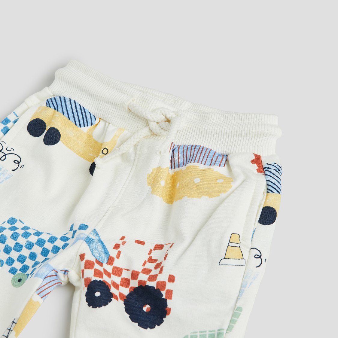 Juniors Printed Sweatshirt with Joggers Set