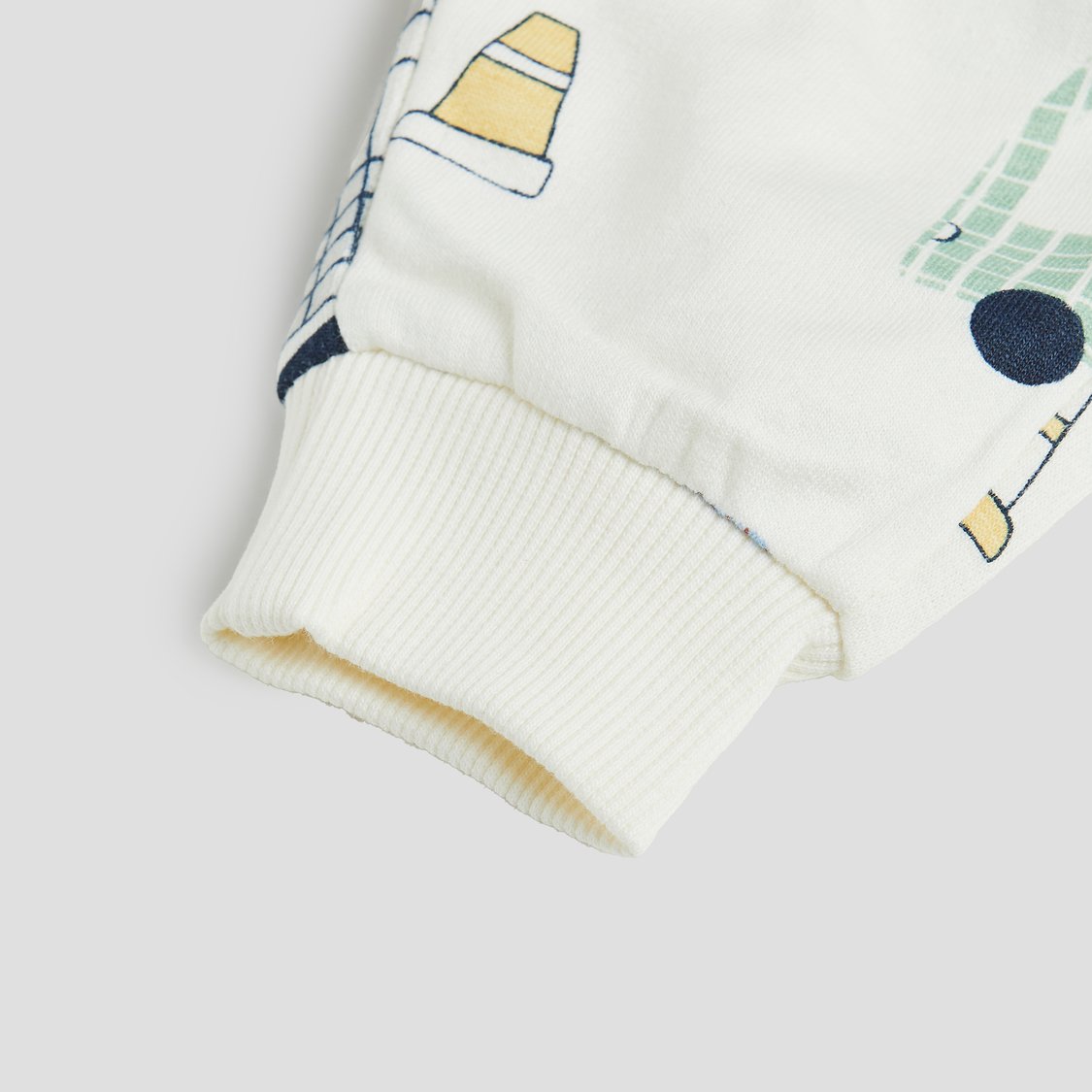Juniors Printed Sweatshirt with Joggers Set