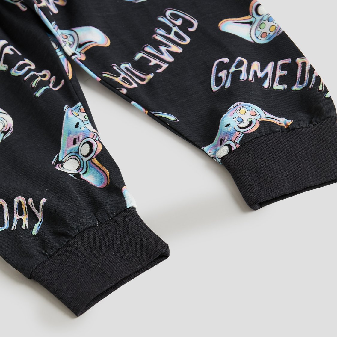Juniors Printed T-shirt and Pyjama Set