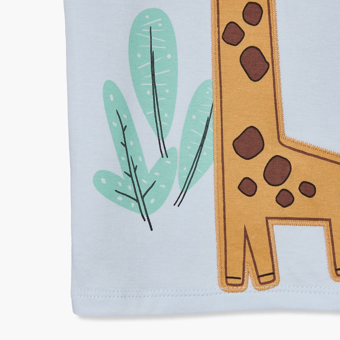 Juniors Giraffe Print T-shirt