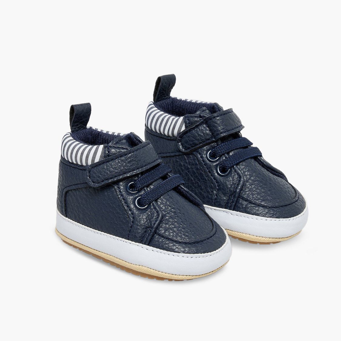 Juniors Textured Sneakers