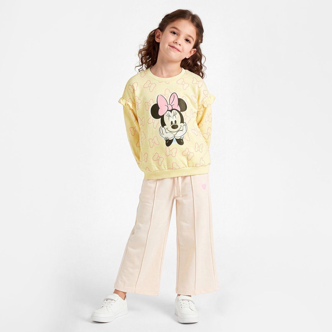 Juniors Minnie Mouse Print Sweatshirt
