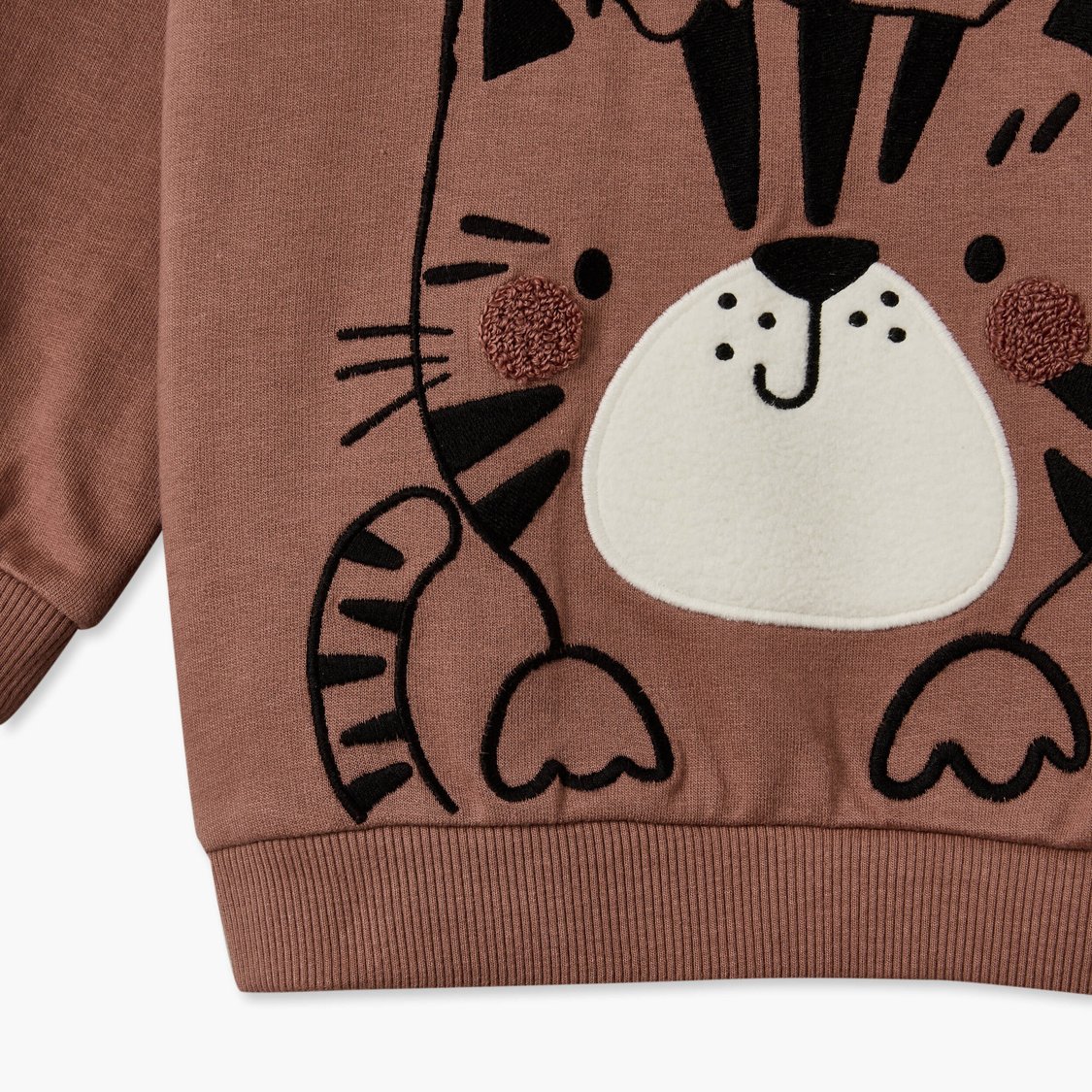 Juniors Tiger Print Sweatshirt with Joggers Set