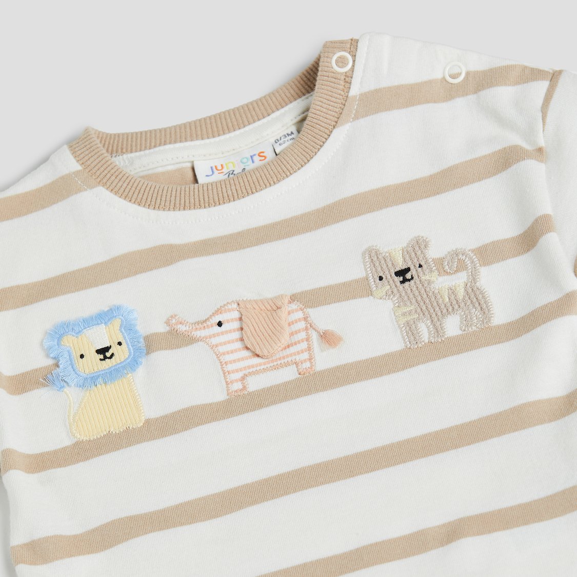 Juniors Striped T-shirt