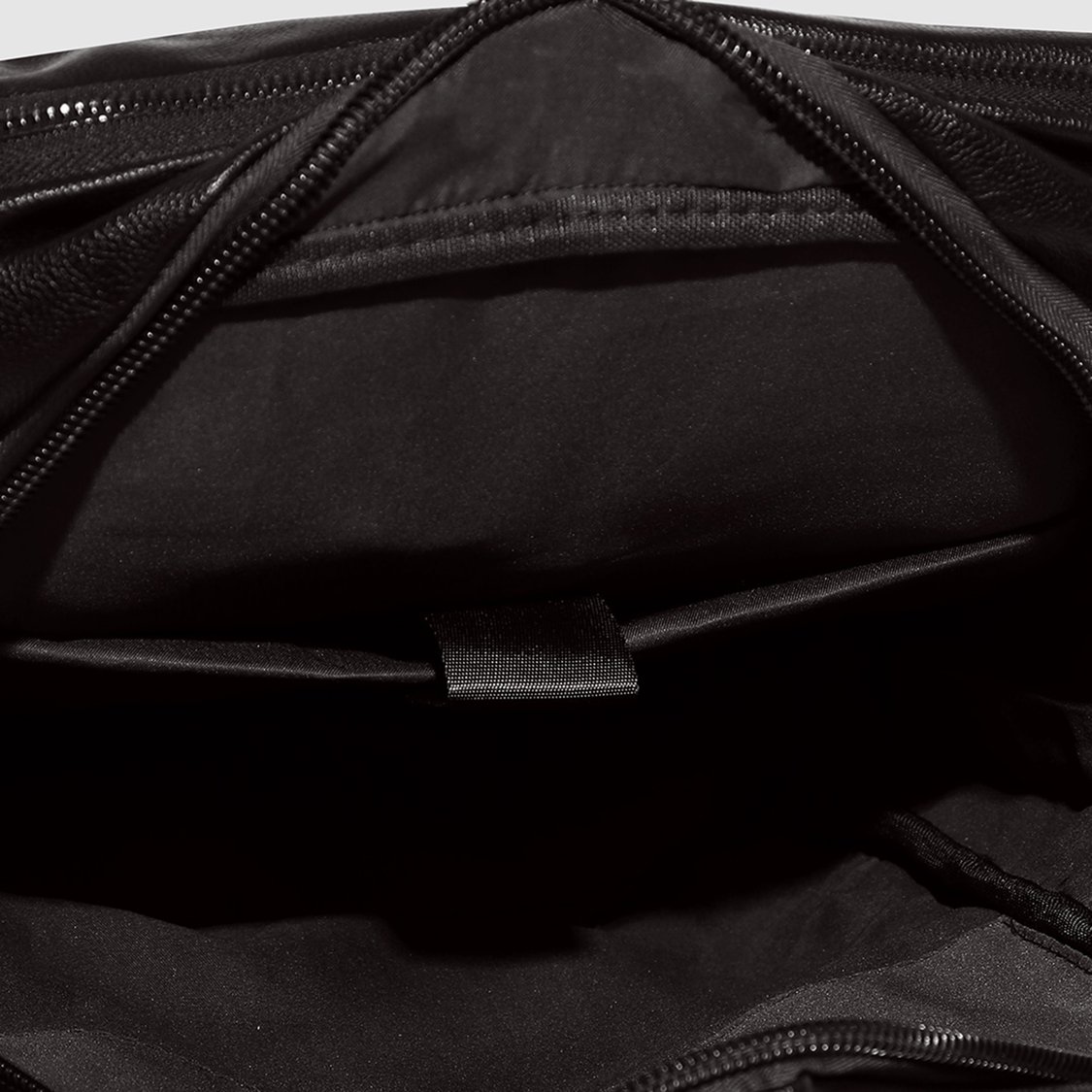FRENCH ACCENT Daily Dynamo Men Textured Travel Backpack