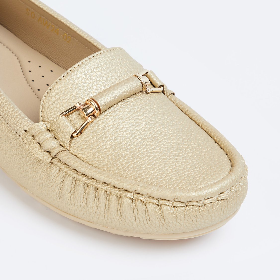 CODE Women Embellished Loafers