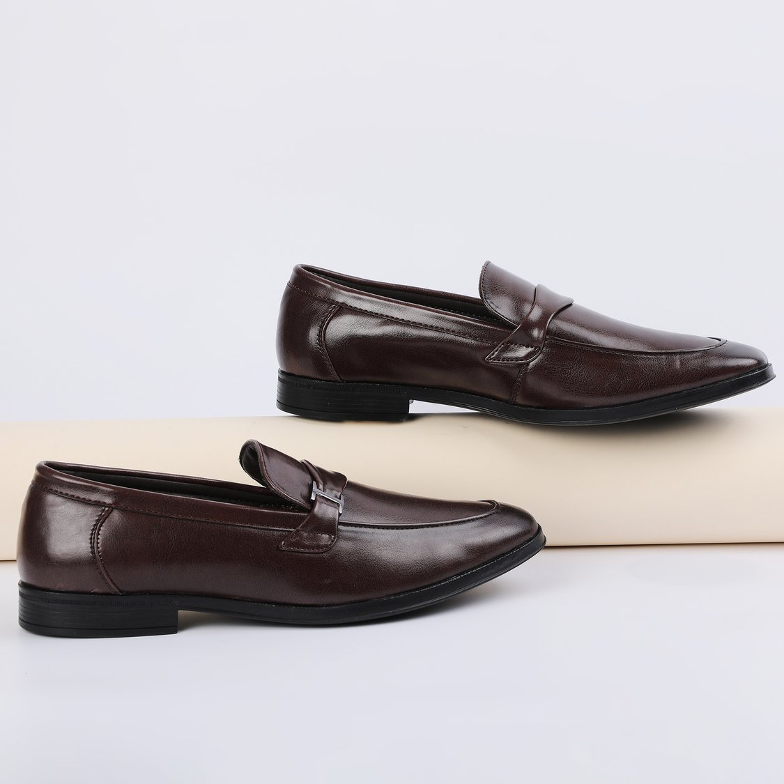 CODE Solid Slip-On Loafers