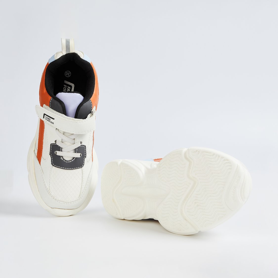 FAME FOREVER Boys Colourblocked Velcro Sneakers