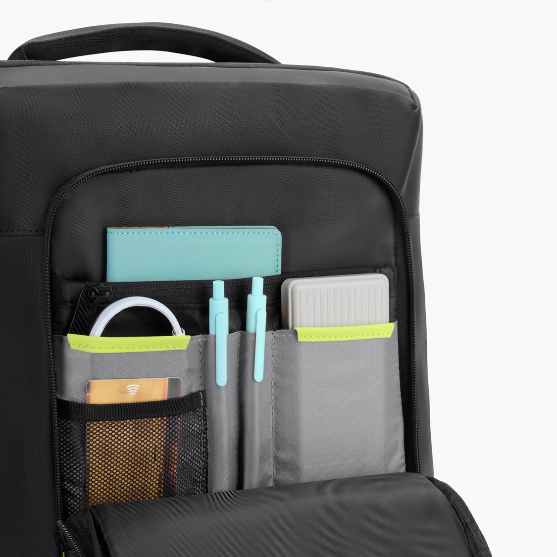 URBAN JUNGLE Nomad Overnighter Backpack