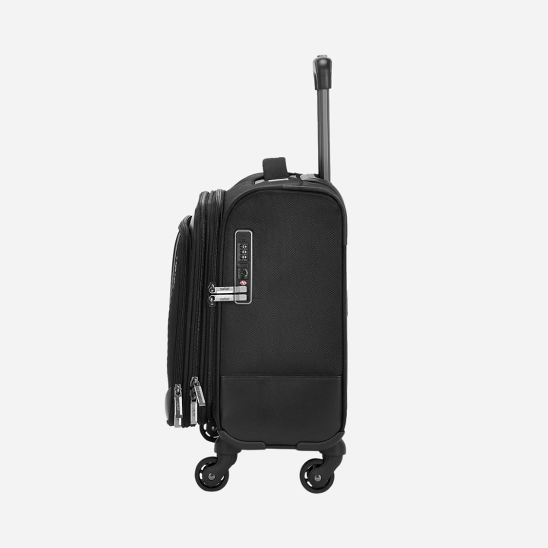 SAFARI Ascent Overnighter Laptop Trolley Bag - 53.8L
