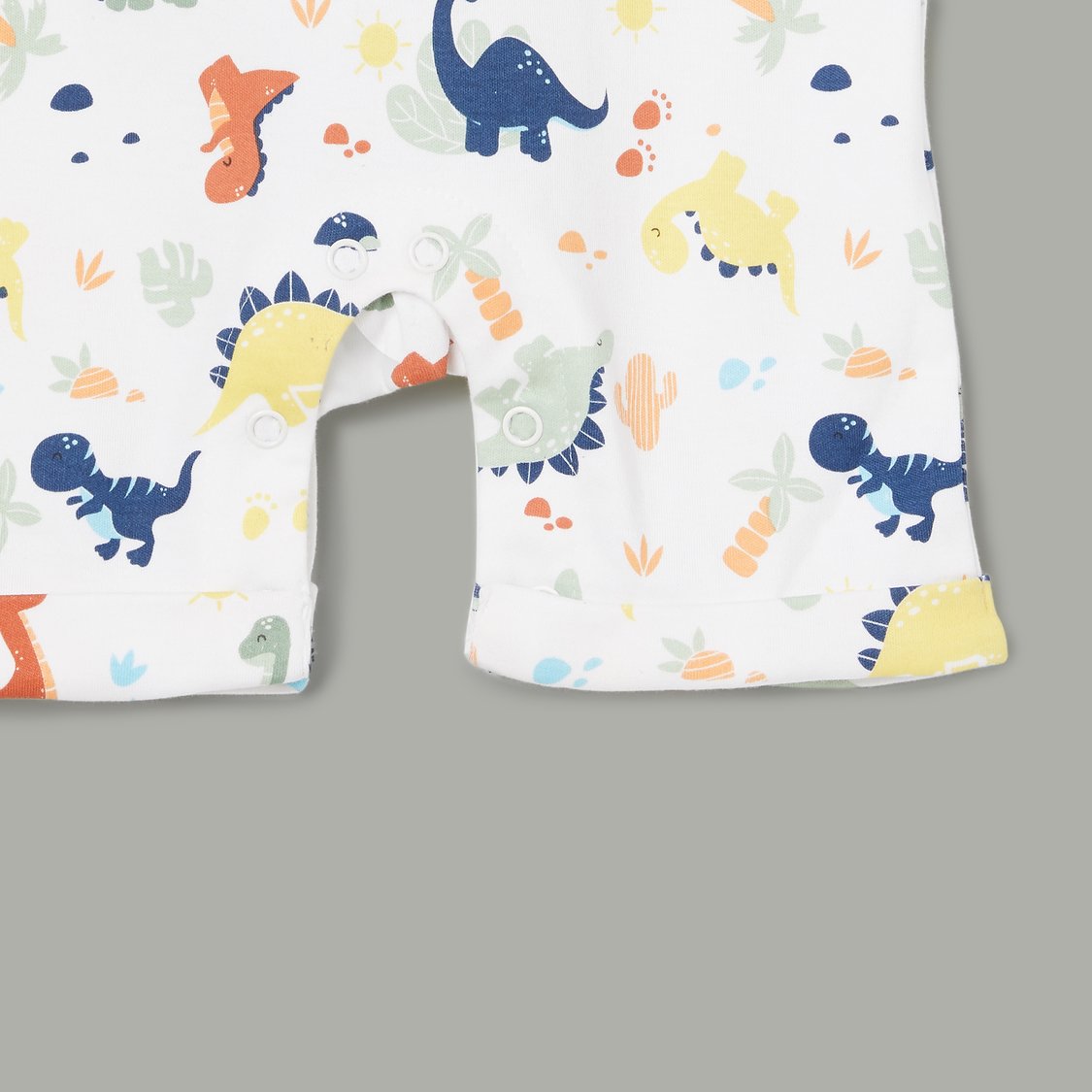 JUNIOR BABY Printed Dungarees with T-shirt