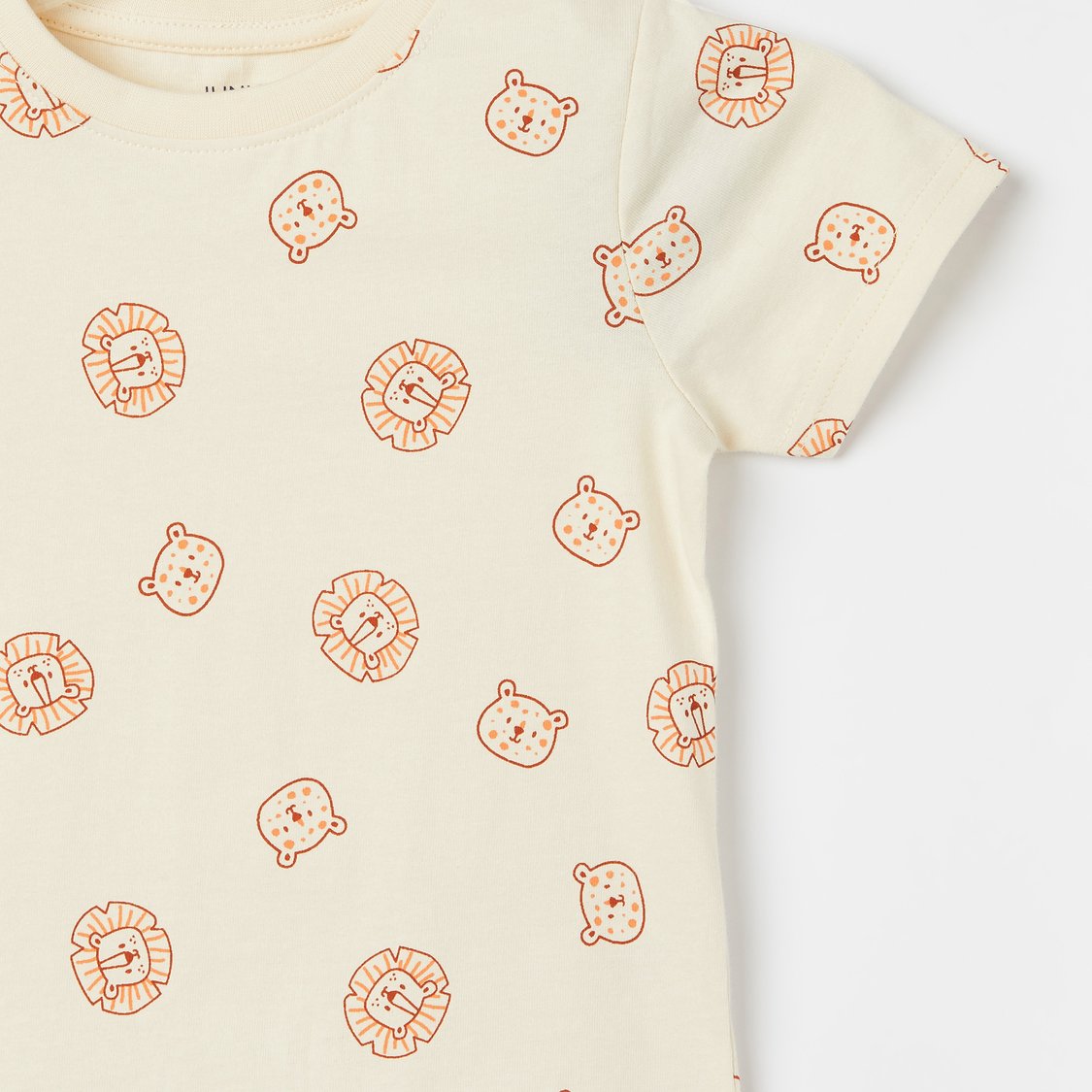 JUNIORS Printed T-shirt with Dungaree