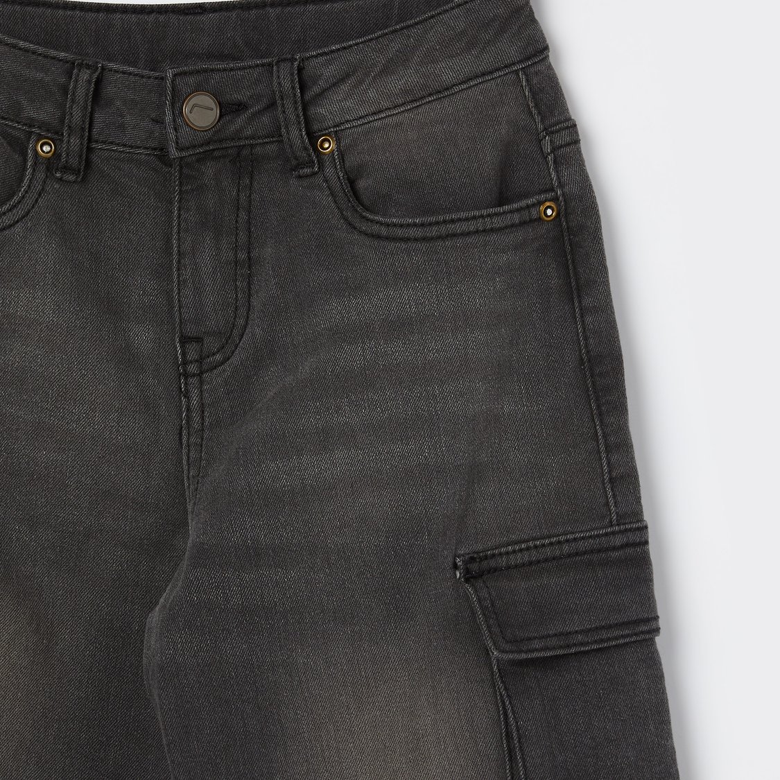 FAME FOREVER Washed Cargo Jeans