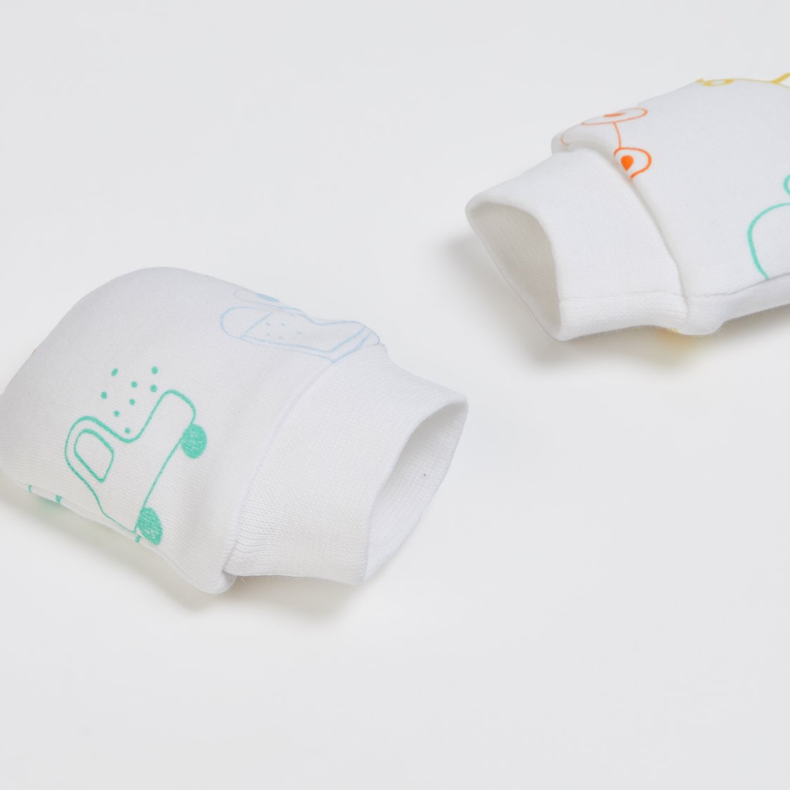 JUNIOR BABY Assorted Mittens - Pack of 2